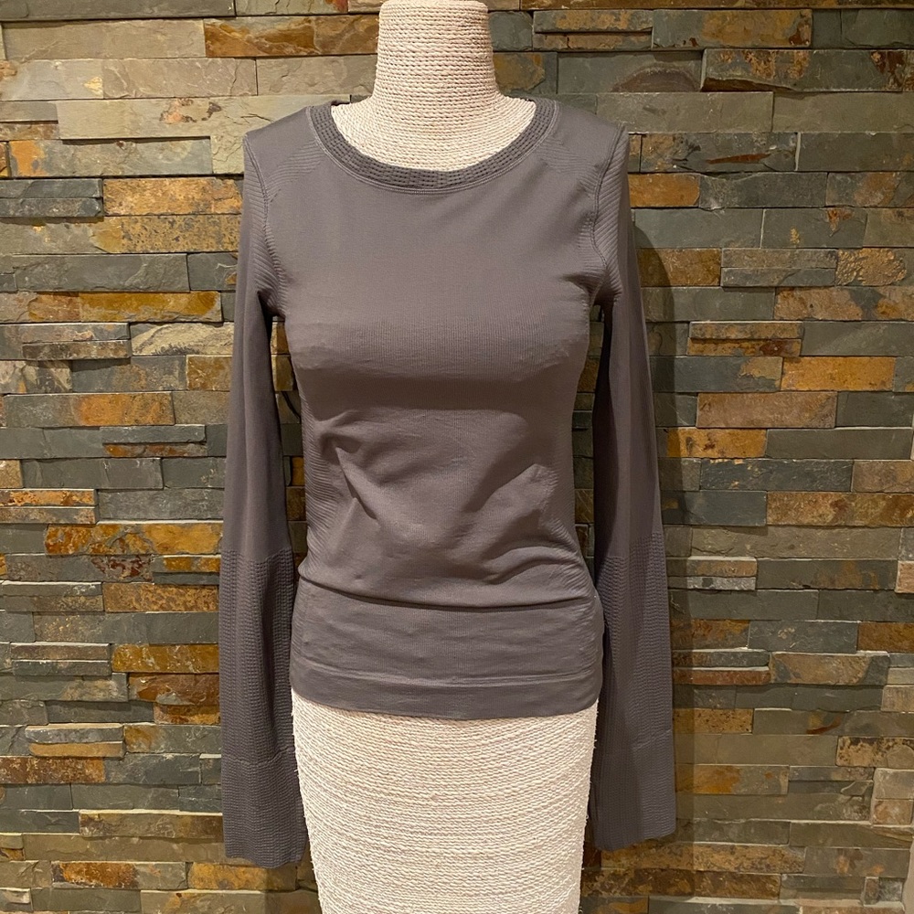 Theory + Athletic Top ( 2 sizes) NWT